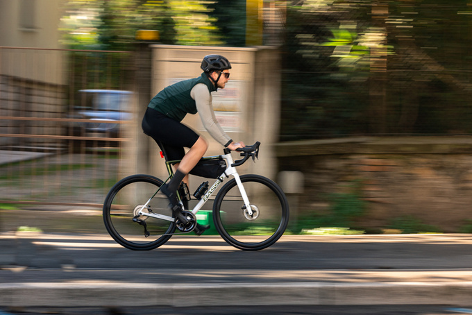 Straßenrennrad BASSO Astra 105 Di2 Camaleont/Microtech Mr Lite - 2023