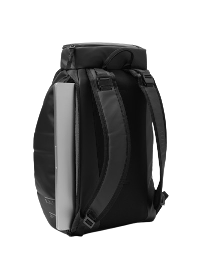 DB Hugger Backpack 25L Black Out - 2024/25